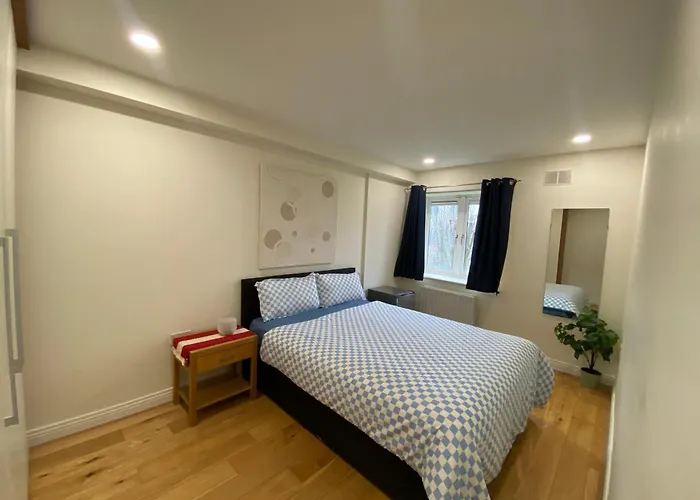 Cozy Room In Modern Apartment - Perfect Location