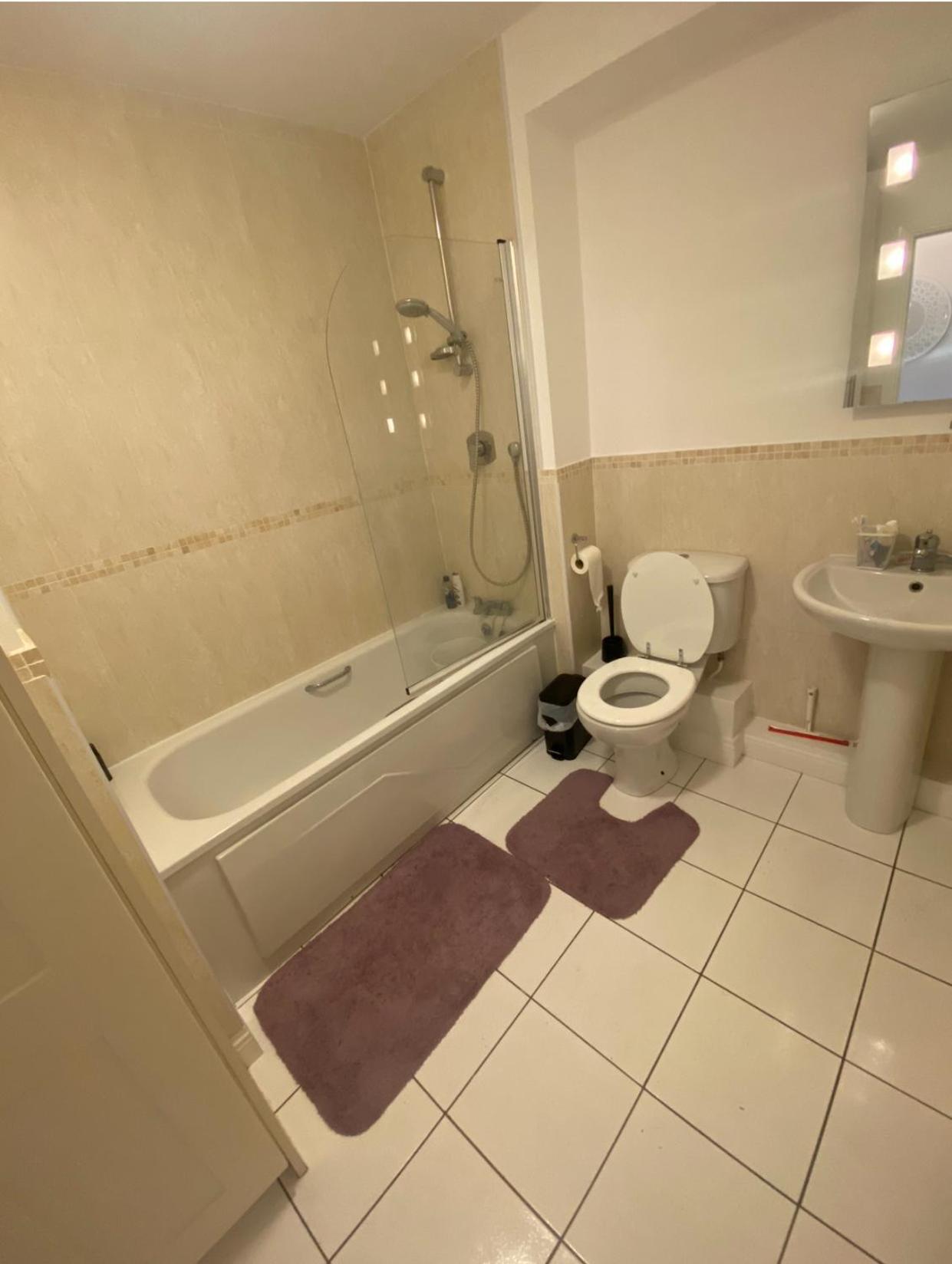 Cozy In Modern - Perfect Location * Dublin